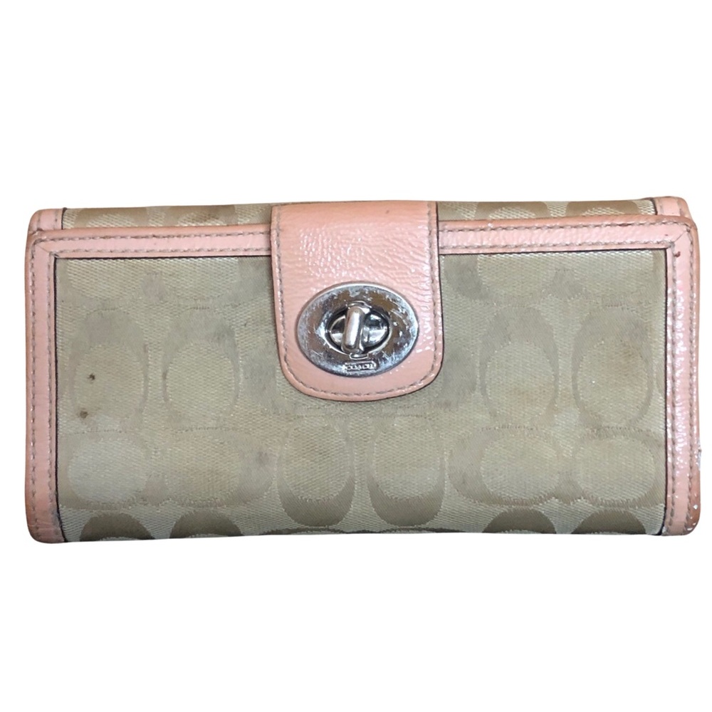 authentic Coach Signature Pink Patent Leather Turnlock wallet 74
